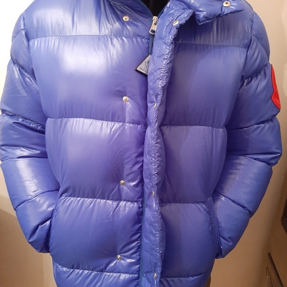 Moncler Men's Winter Jacket - Picture 2 of 8